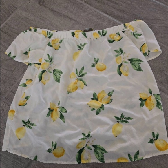 Skies are Blue Lemon Print Off the Shoulder Top - Picture 2 of 3